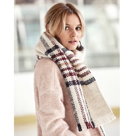 Sezane Accessories - Sézane Scarf Tweedy Chunky Plaid Wool Alpaca